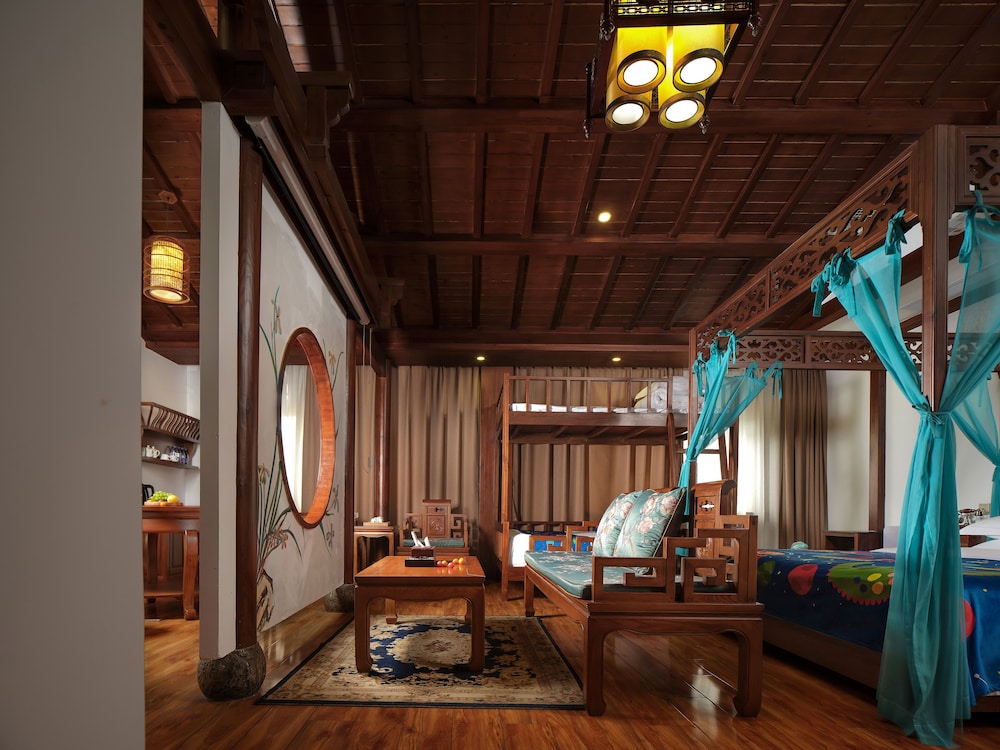 Lee's Boutique Resort 35/50