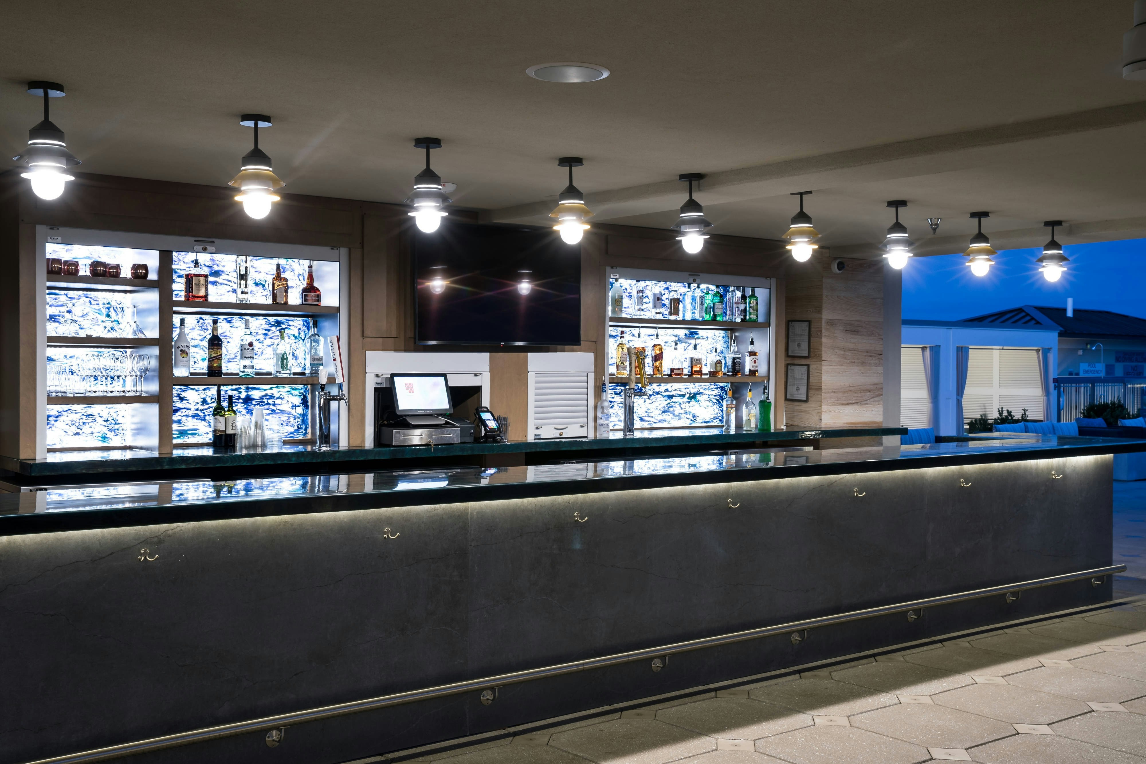 Courtyard by Marriott Hilton Head Island 8/25