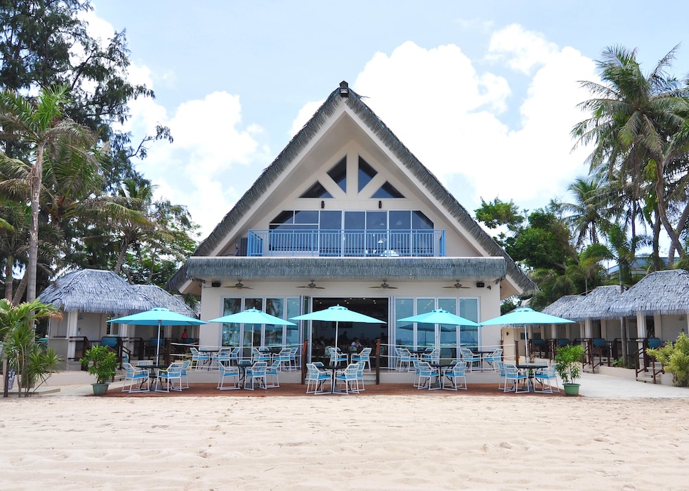Surfrider Resort Hotel 1/79