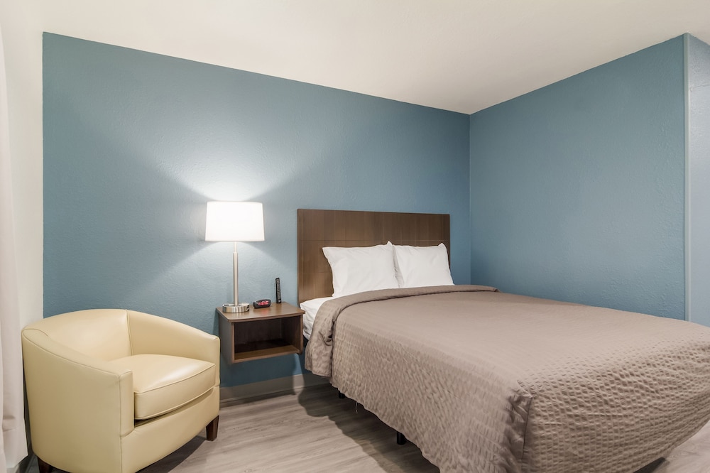 جناح بسرير كوين، Woodspring Suites Detroit Sterling Heights 3/5