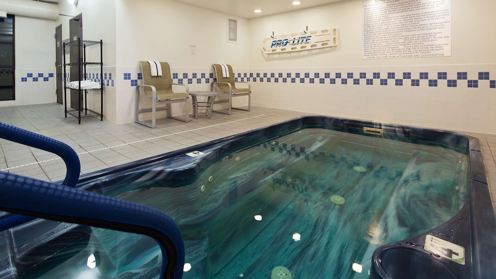 swimming pool spa