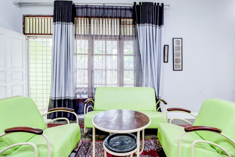 Hotel O Jalan Jenderal Sudirman Near Imam Bonjol Square Formerly Nelvi Guest House 29/50