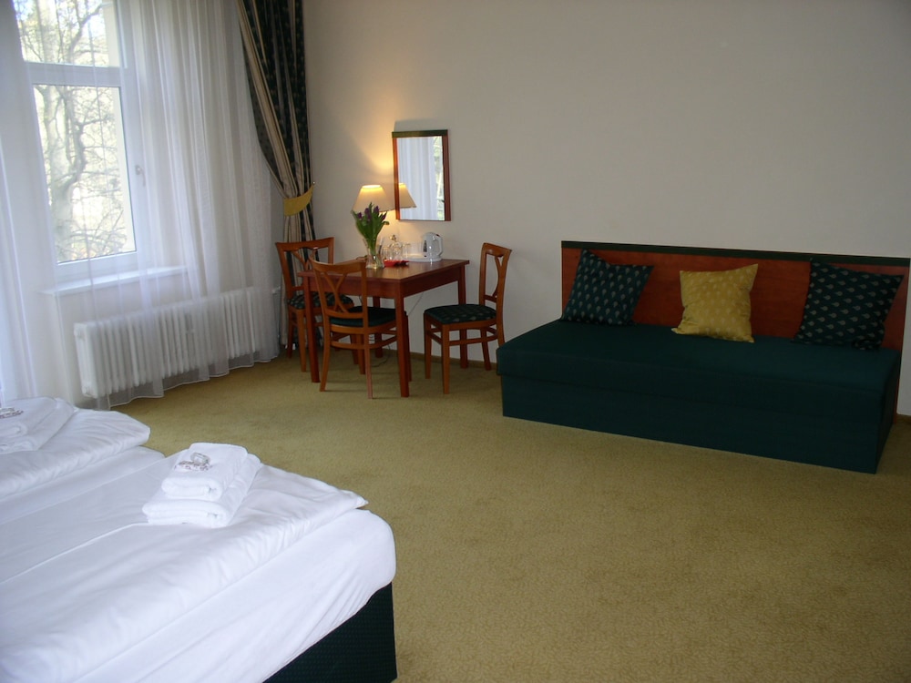 Villa Gloria 13/57