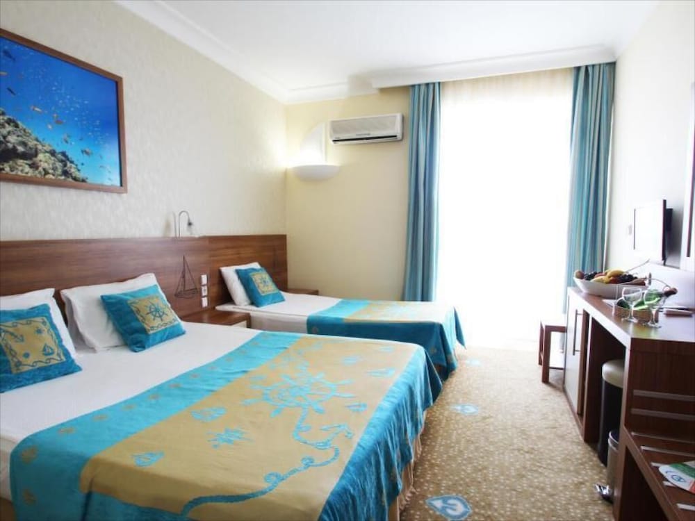 Miarosa Kemer Beach 22/73