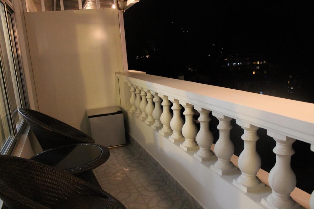 Oyo Rooms Cooch Behar Road 41/48
