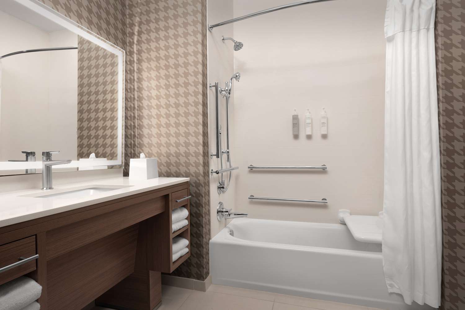 جناح استوديو بسرير كينج بحوض استحمام لذوي الإعاقة، Home2 Suites by Hilton Abilene Southwest 2/2