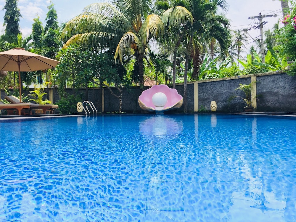 Mutiara Bali 45/50