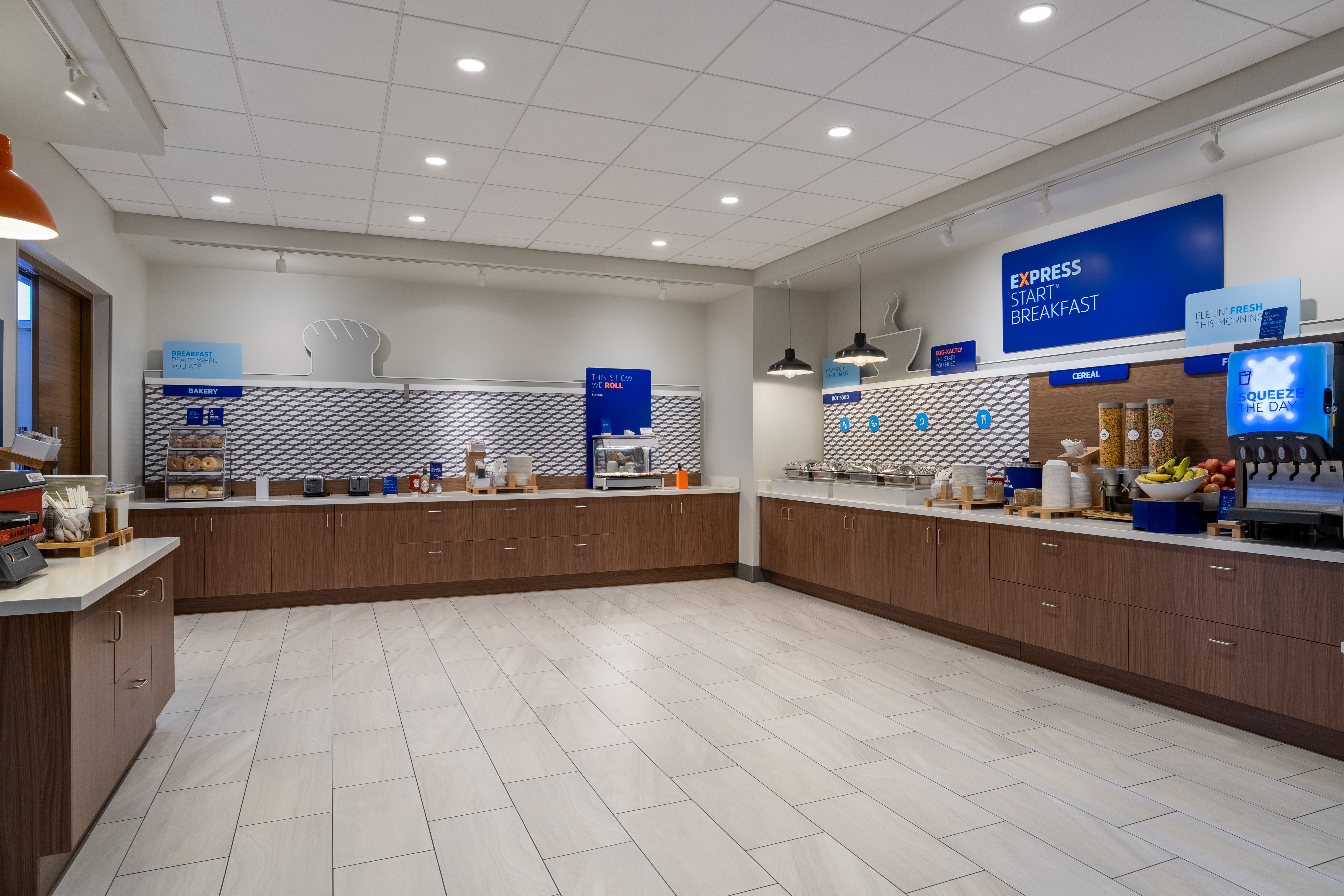 Holiday Inn Express and Suites Linden by IHG 8/55