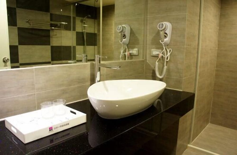 Taichung Saint Hotel 64/67