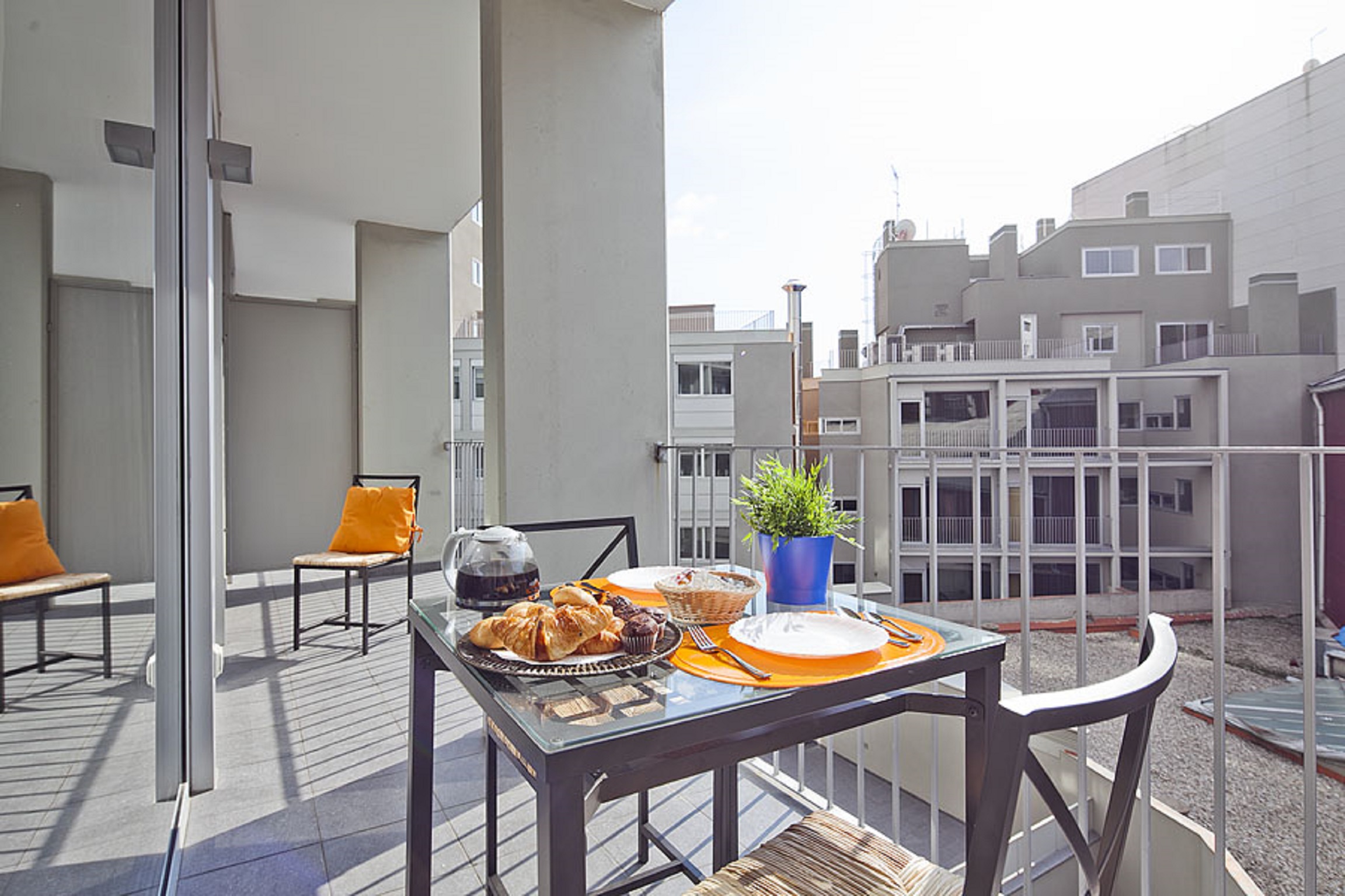 Charmsuites Paralel 20/25