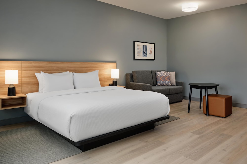 Hyatt Studios Huntsville 9/50