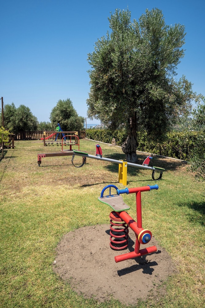 Kelyfos Hotel Bungalows and Suites 41/50