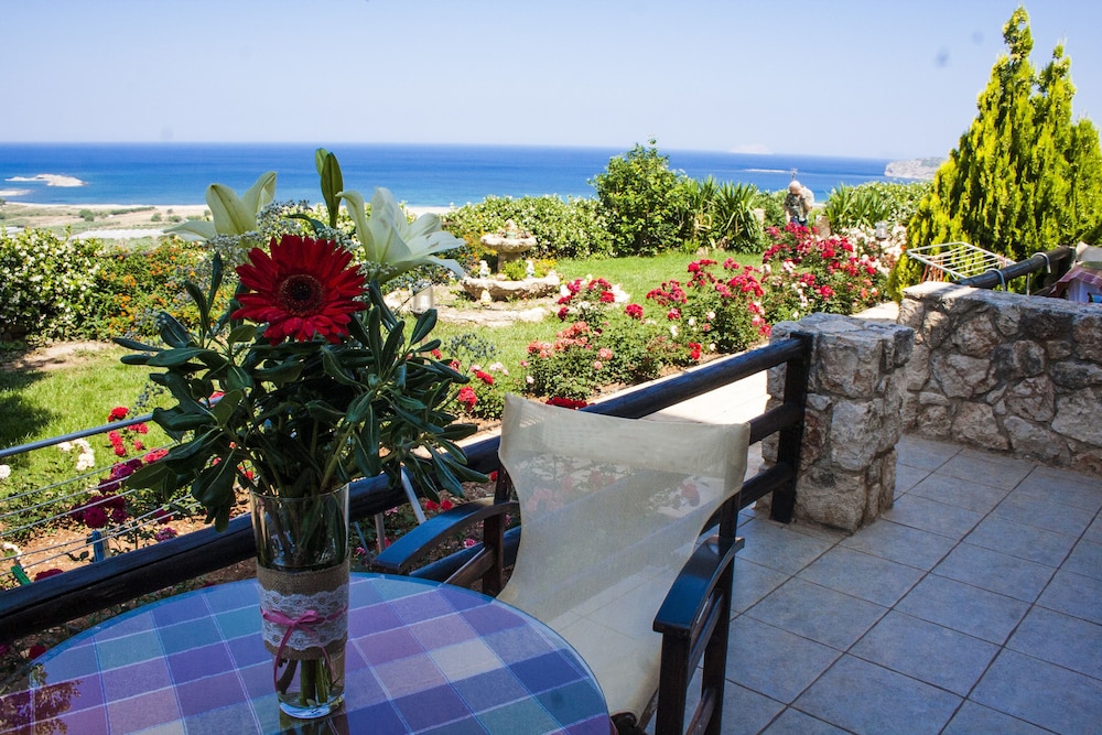 Kavoussi Resort 32/50
