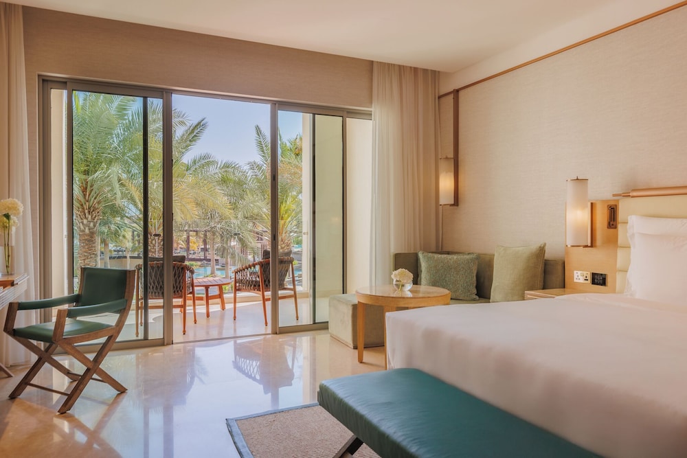 Resort, Deluxe, Balcony