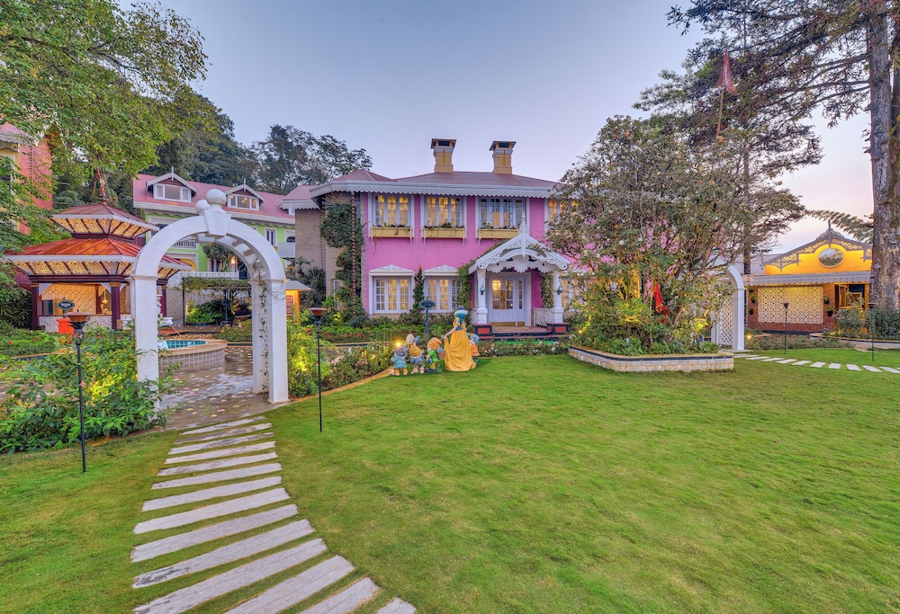 MAYFAIR Himalayan Spa Resort 36/45