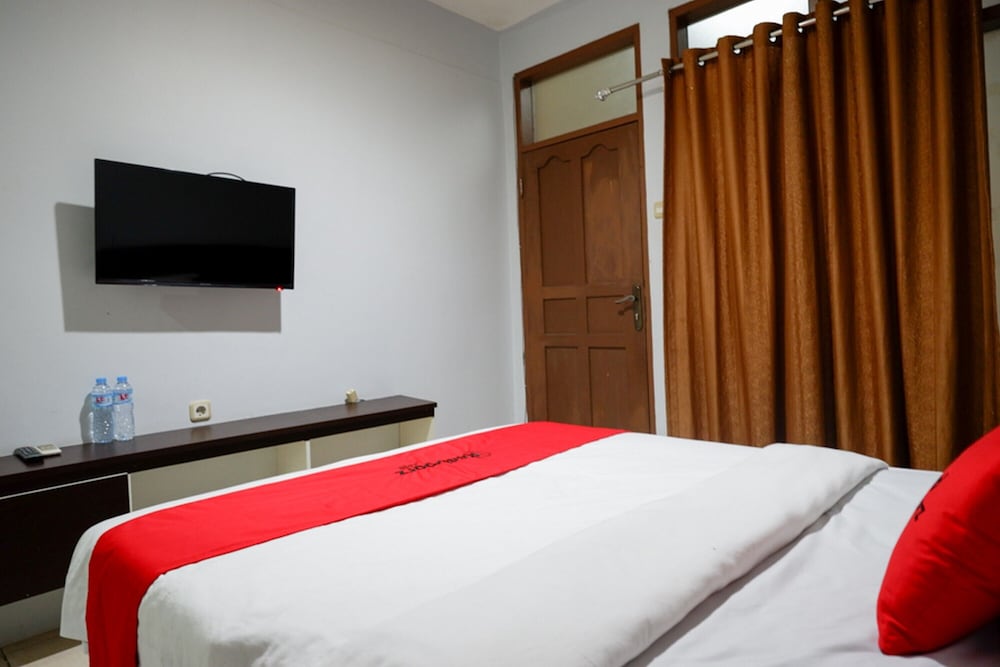 RedDoorz Plus @ Hotel Srikandi Kendari 20/50