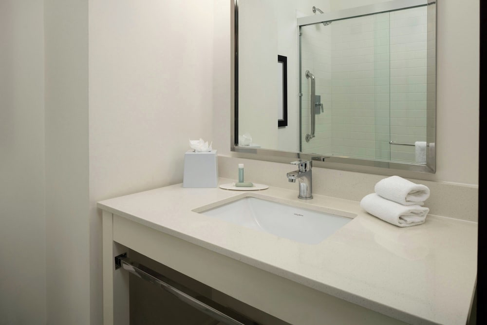Fairfield Inn & Suites by Marriott Chattanooga 42/42