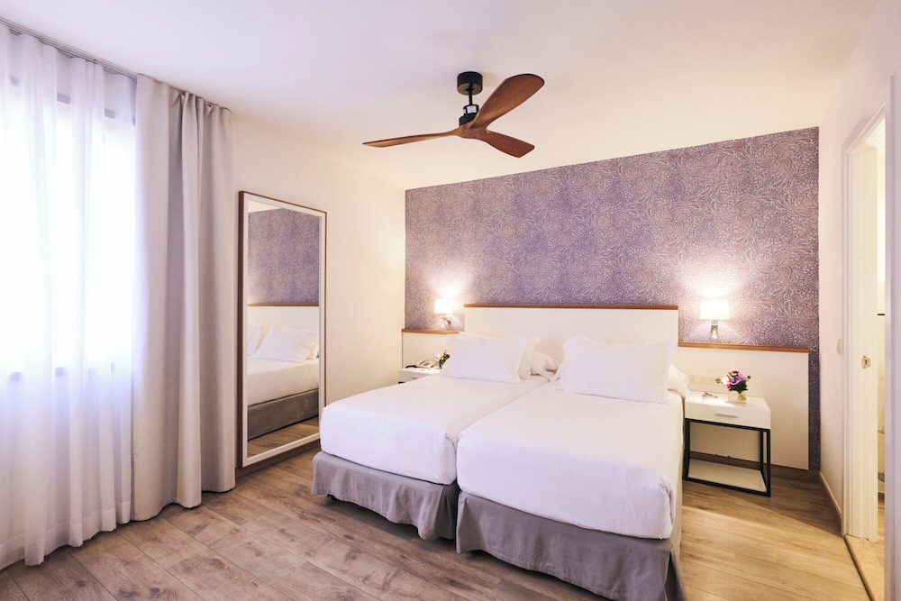 H10 Raco Del Pi Hotel 37/62