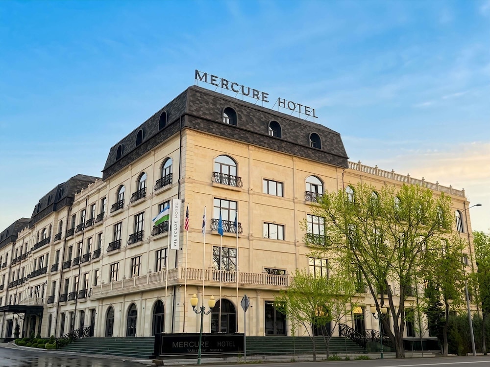 Mercure Tashkent North 5/90