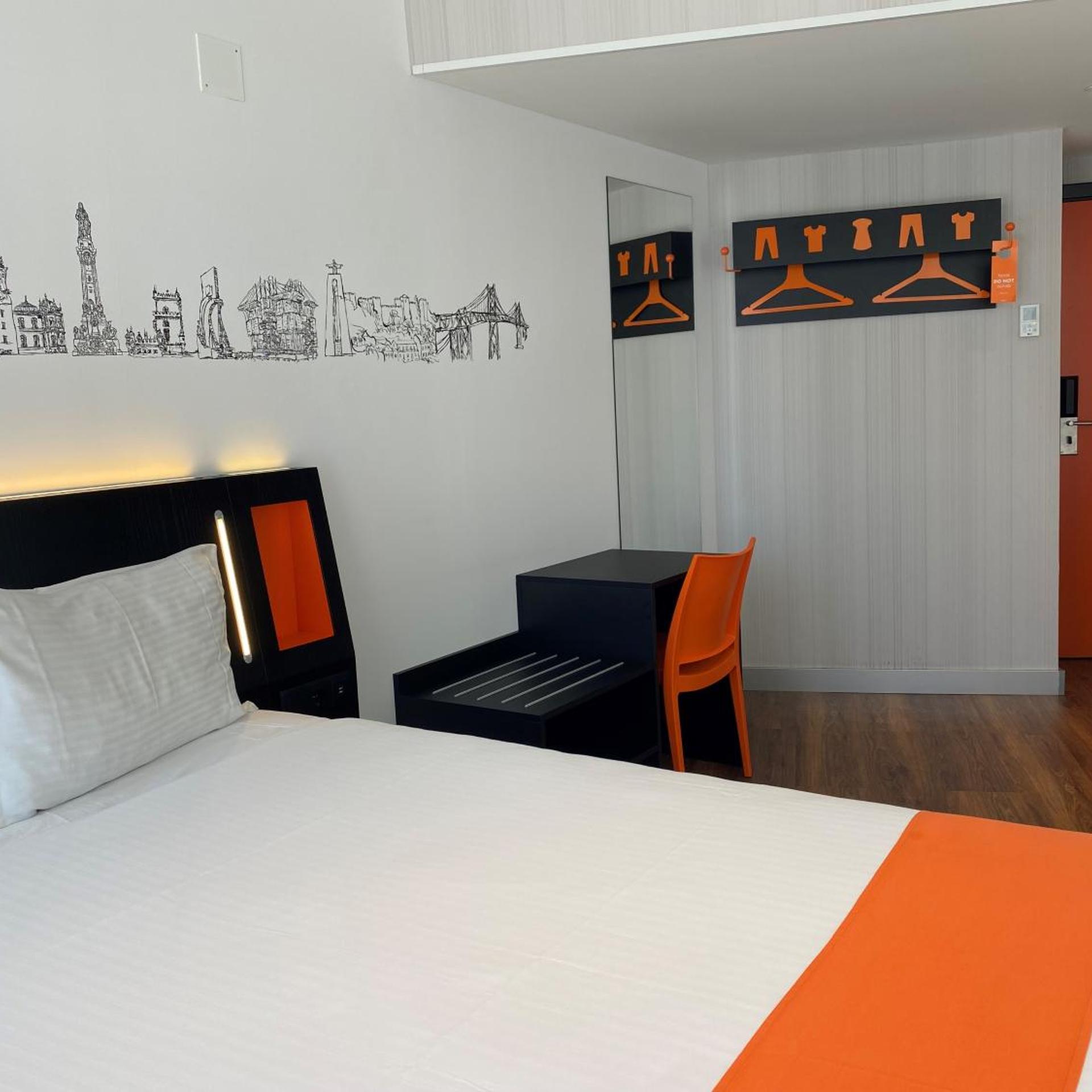 Room, Double Bed, Accessible
