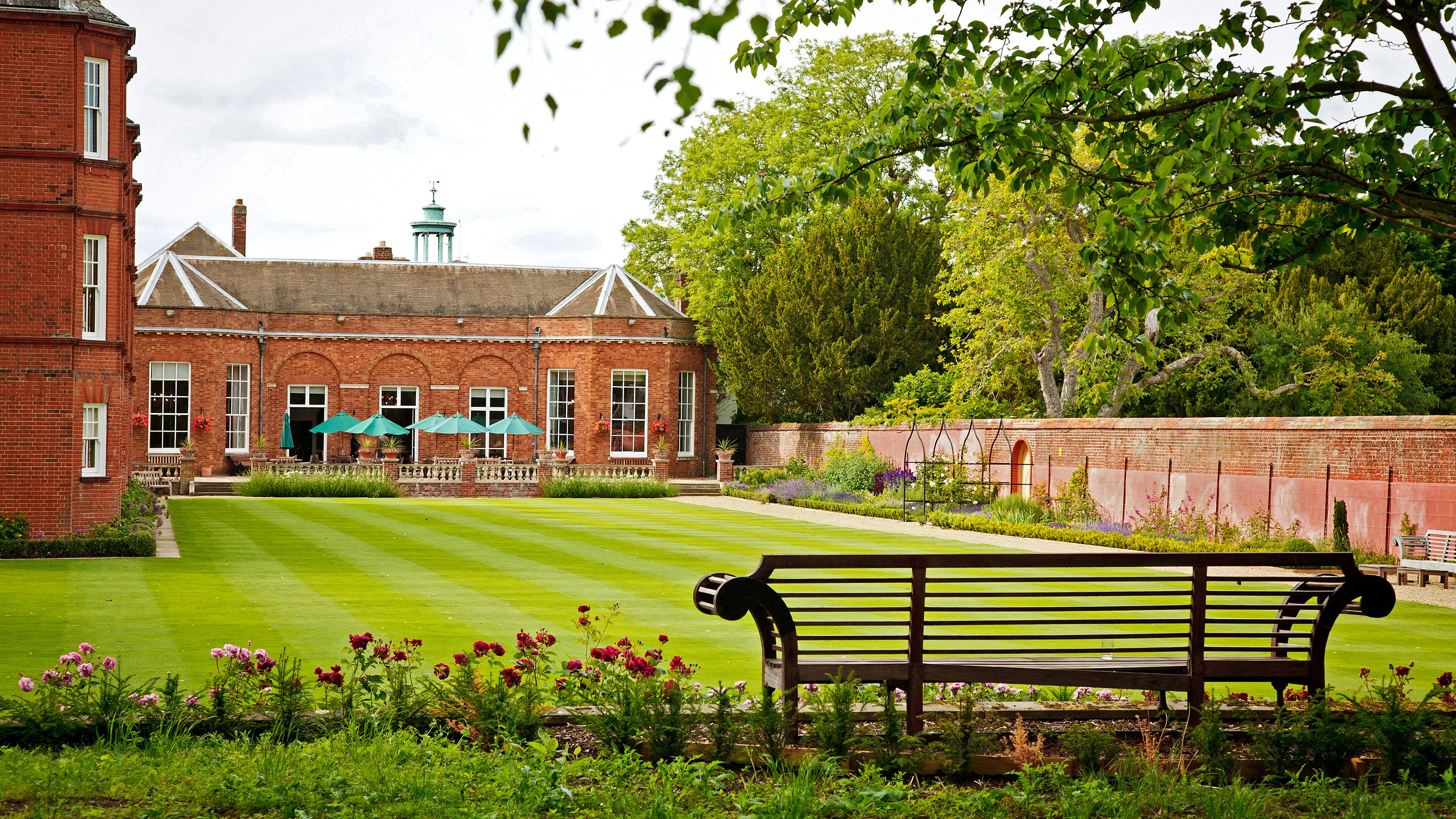 Jockey Club Rooms 25/33
