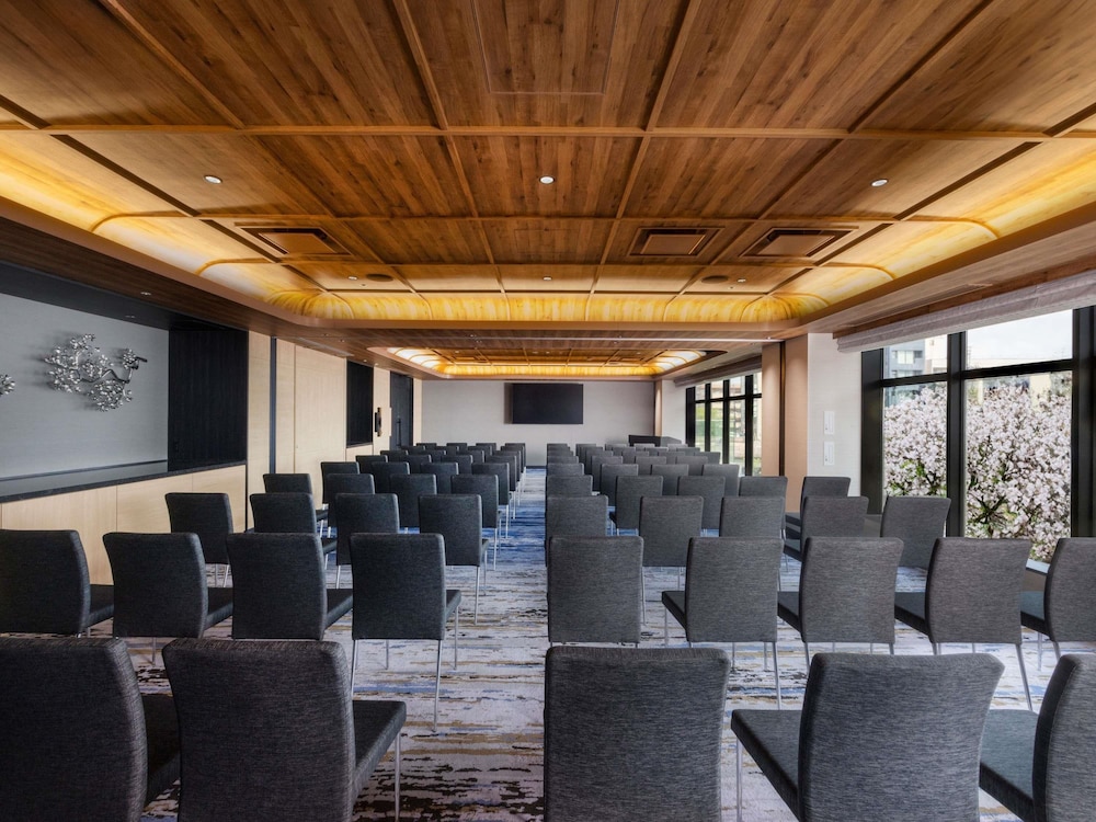 NOVOTEL NARA 75/84