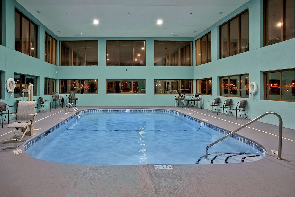Hampton Inn Sevierville 4/43