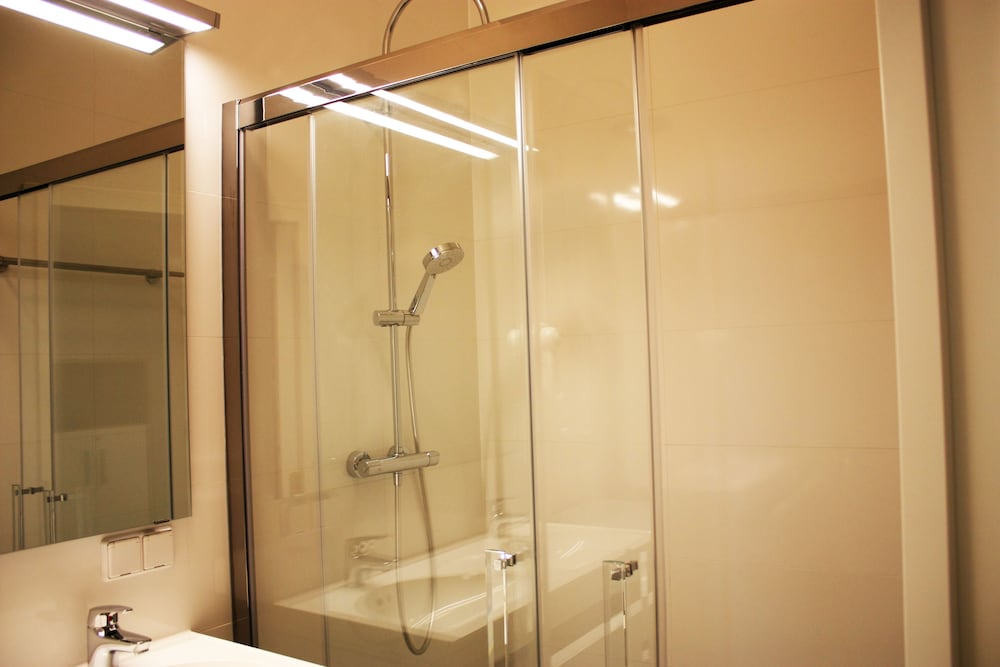 Govienna Luxury Oldtown Apartments 21/24