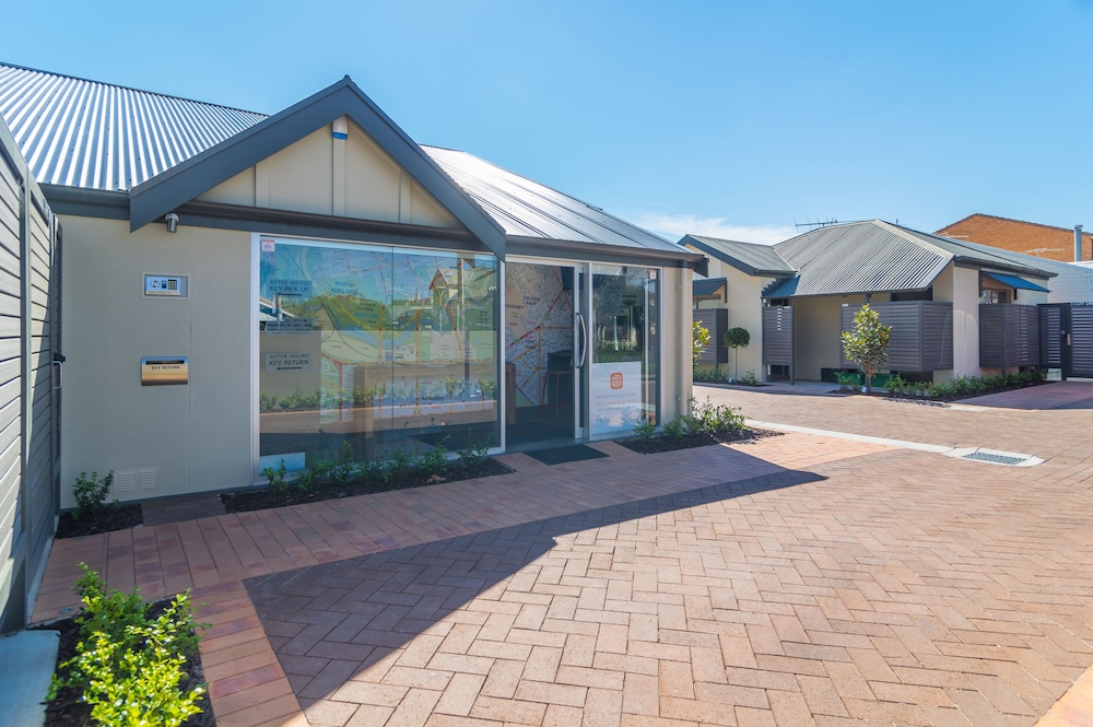 North Adelaide Boutique Stayz Accommodation 1/57