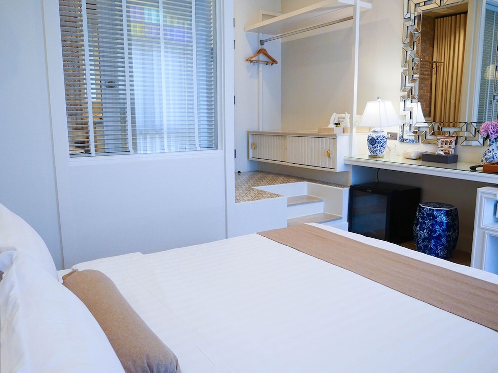 Superior, Queen Bed