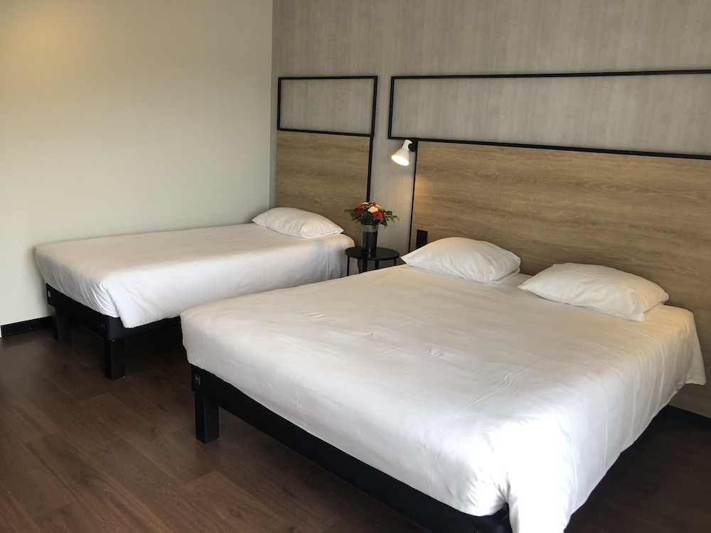 Ibis Millau 26/55