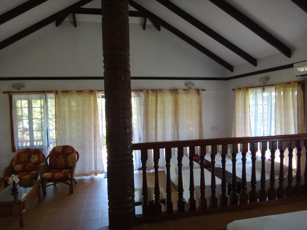 Amoa Resort 35/64
