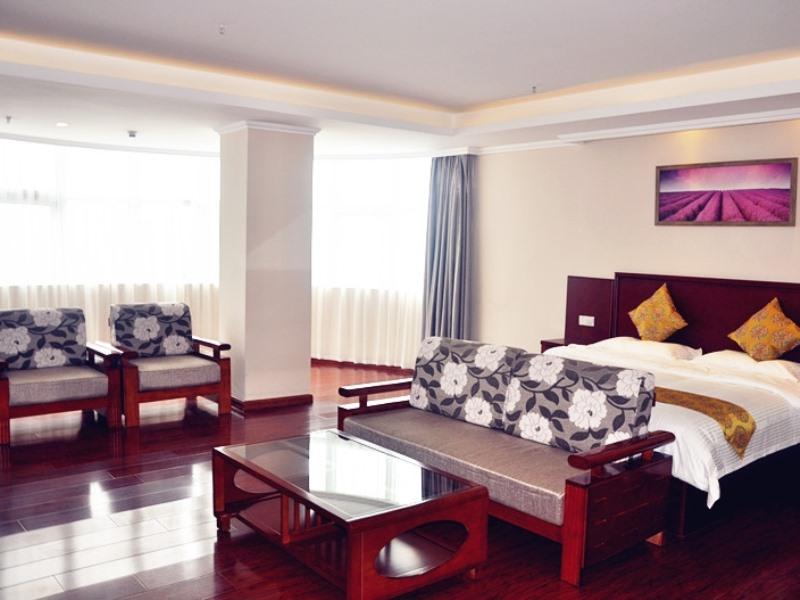 GreenTree Inn Xuzhou Benteng Avenue Express Hotel 18/23