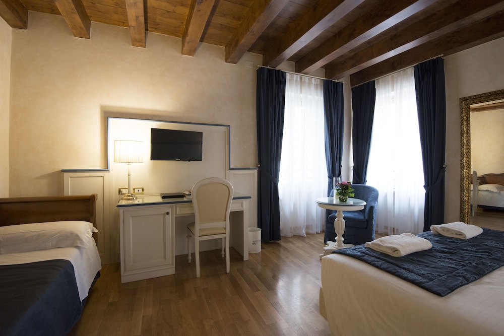 Albergo Mazzanti 30/60