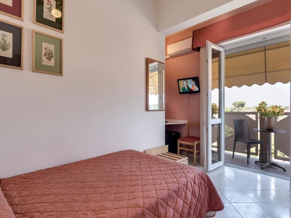 Hotel Azzurra 12/50