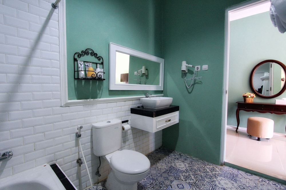 Omah Madam Bed & Breakfast 39/44
