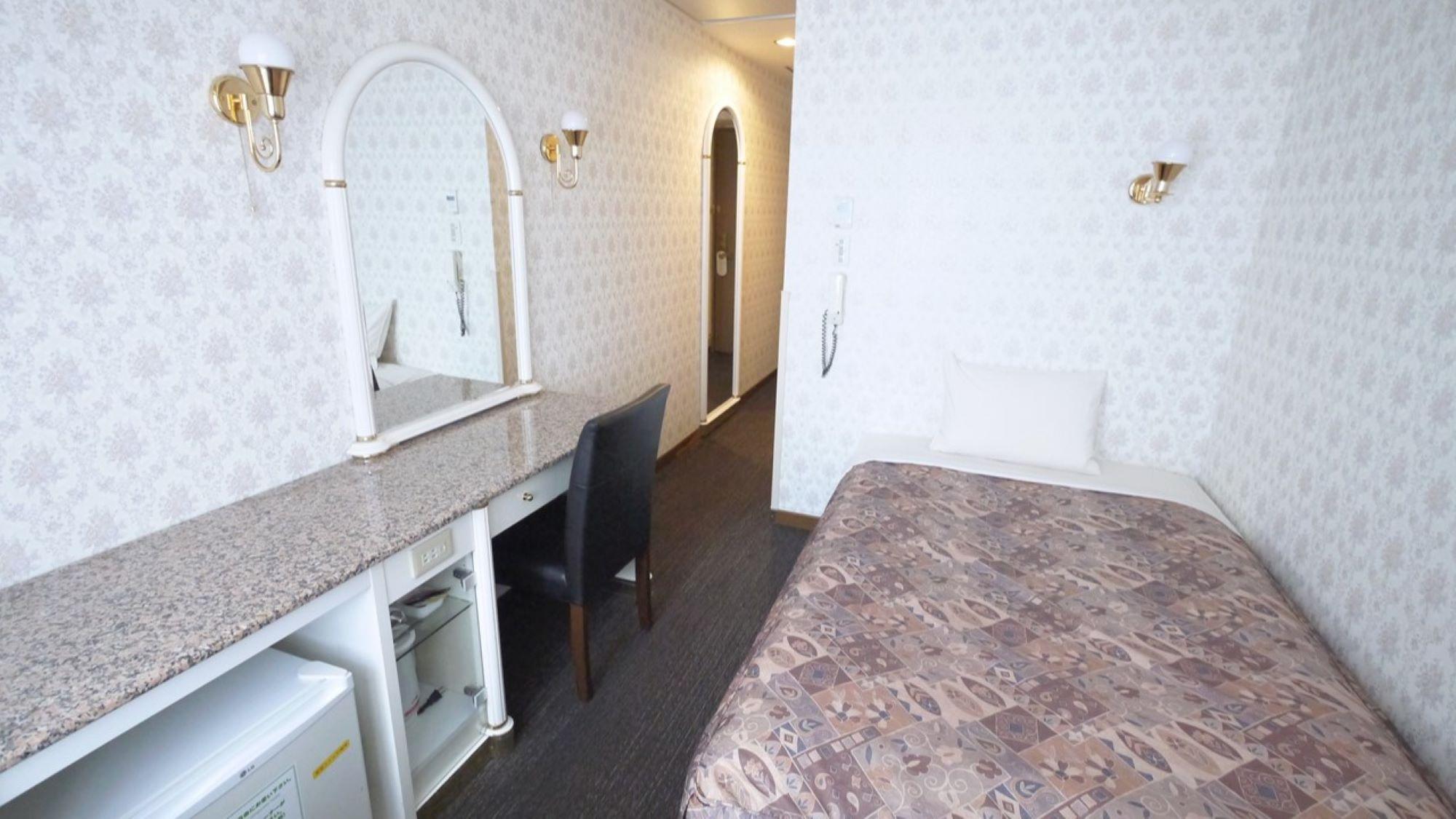 Semi Room, Standard, Semi Double Bed