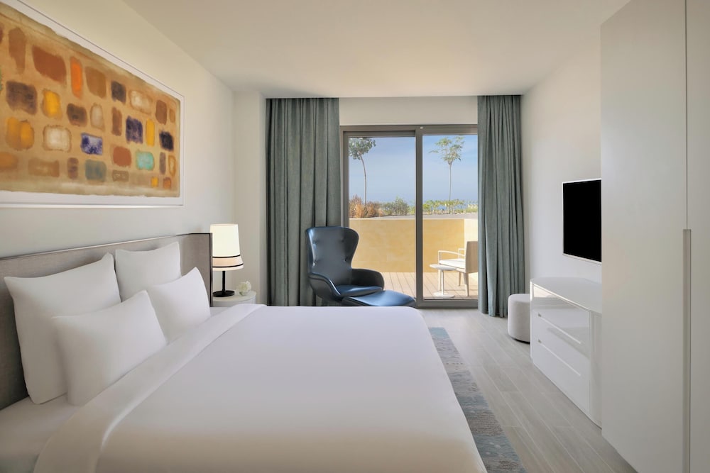 Movenpick Hotel and Hotel Apartments Ghala Muscat 13/50