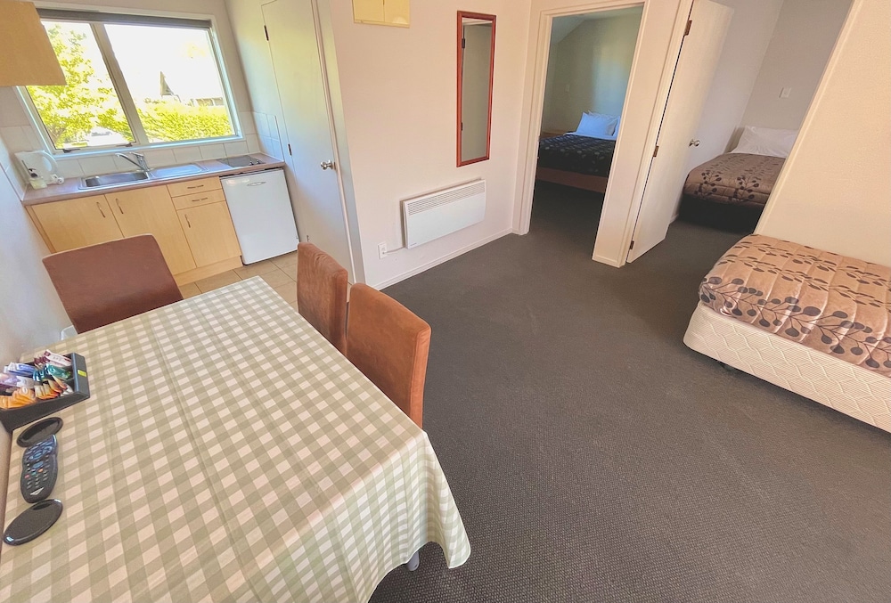 Spa, Studio, King Bed، Amalfi Motor Lodge 4/5