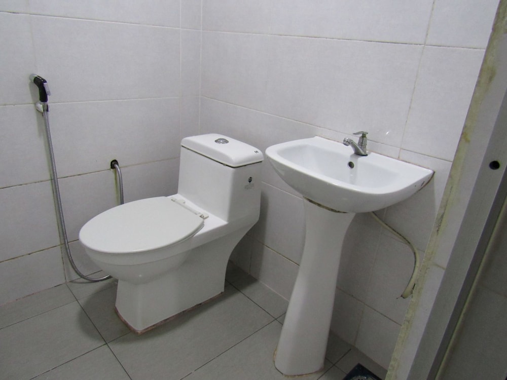 Fast Hotel Idaman Near To IIUM KL 43/75
