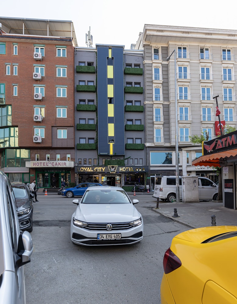 Loyal City Hotel 52/63