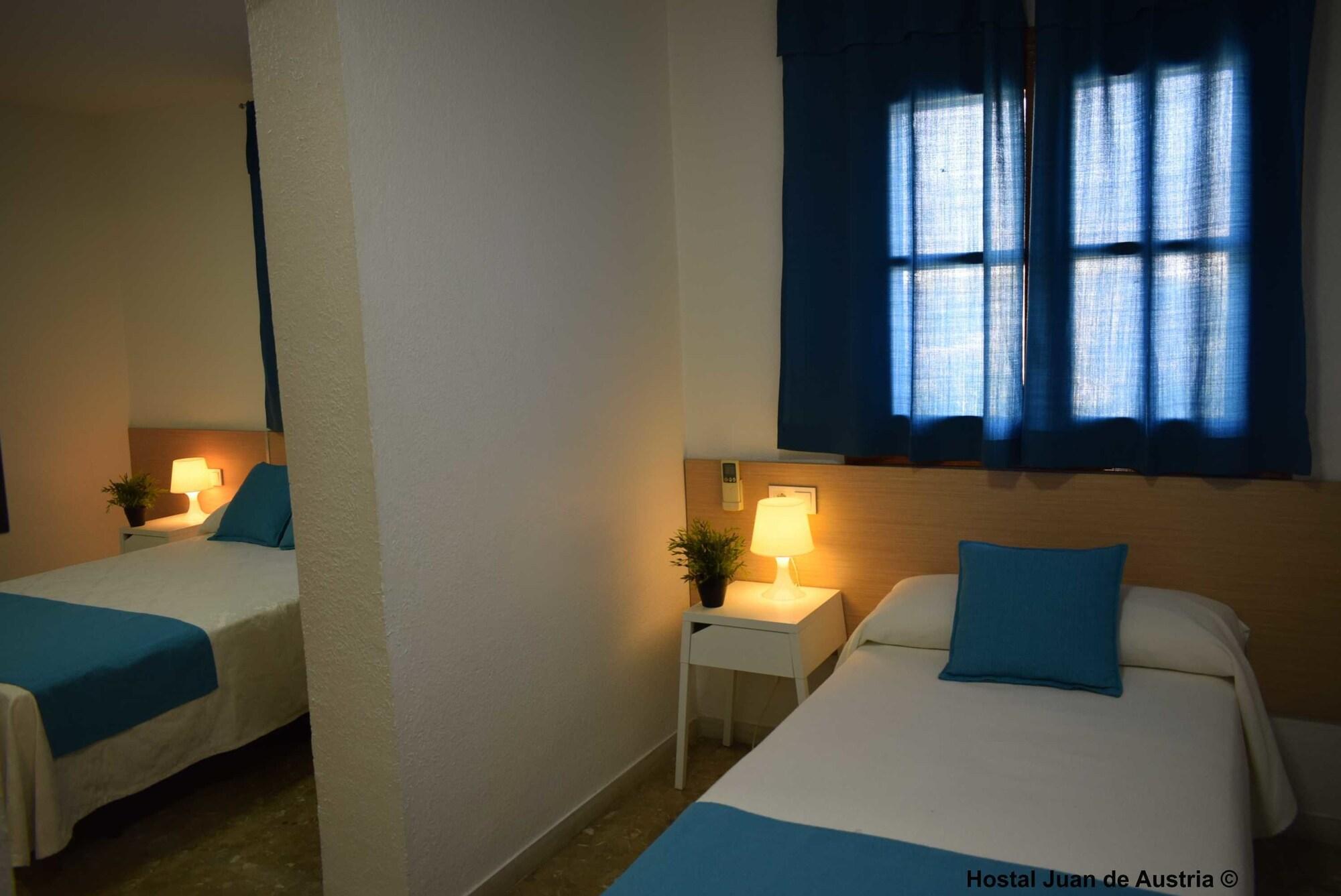 Hostal Juan De Austria 33/50