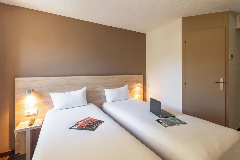 Hotel La Cle Des Champs 4/41