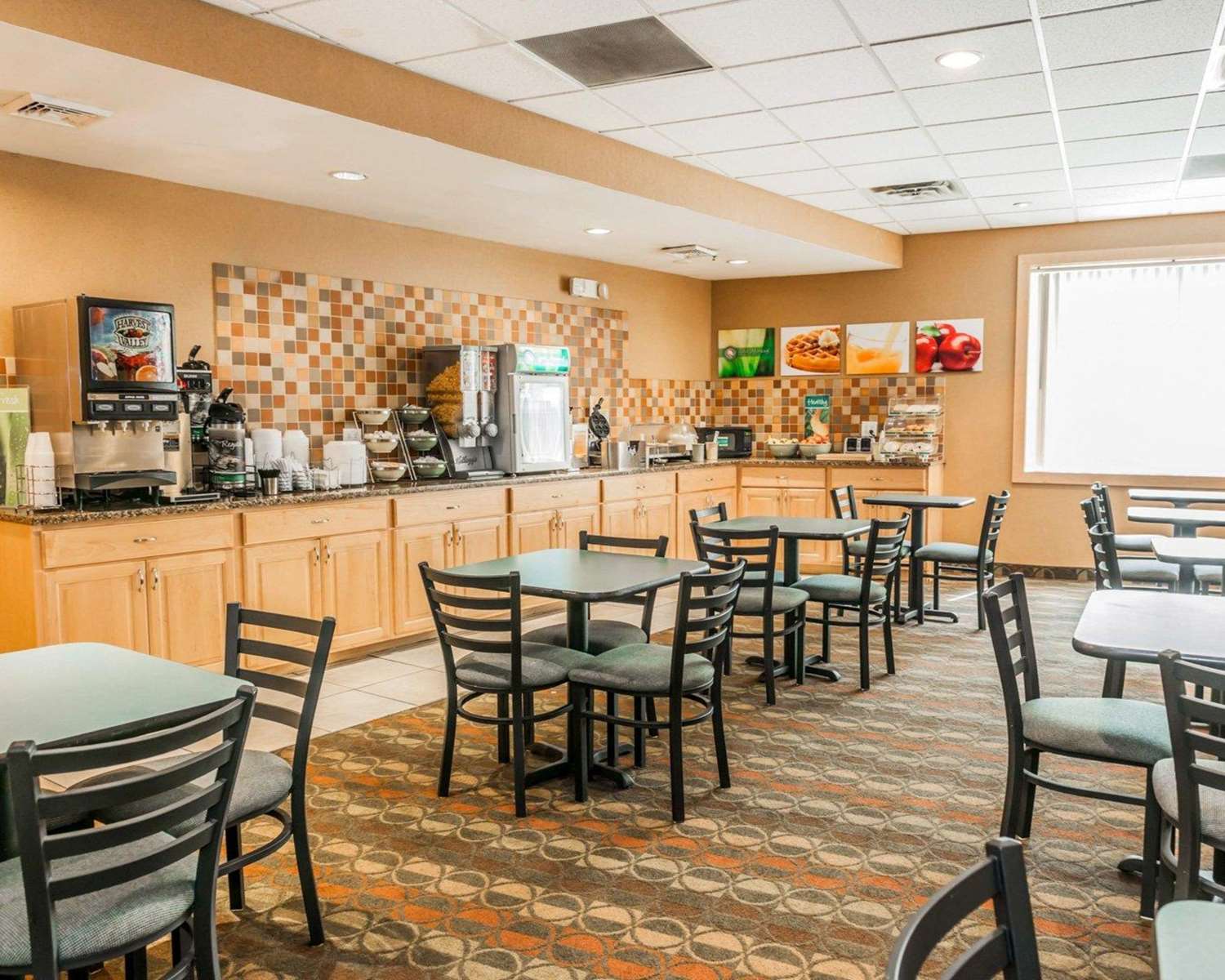 Baymont by Wyndham Indianapolis East 38/45