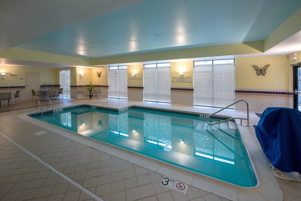 SpringHill Suites by Marriott Greensboro 2/35