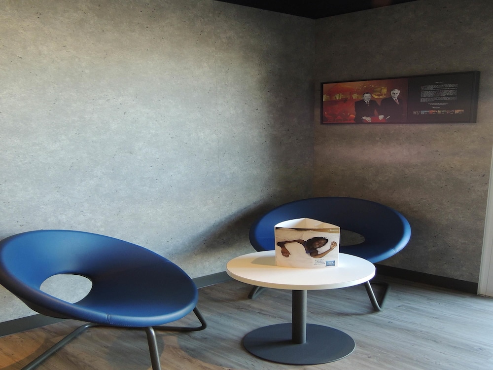 Ibis Budget Nantes Sainte Luce 34/50