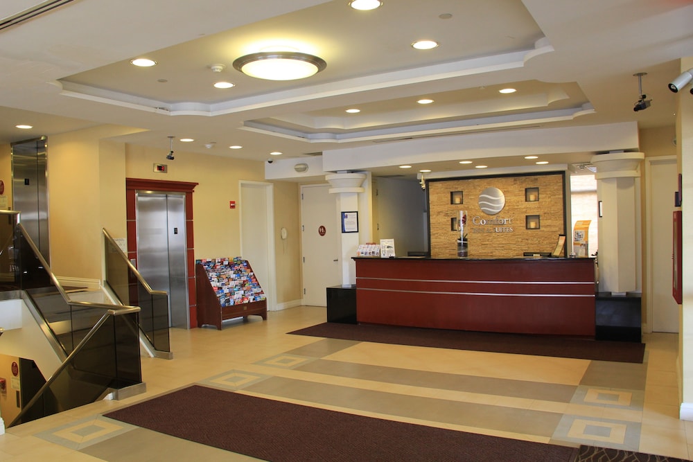 Comfort Inn & Suites LaGuardia Airport 9/64