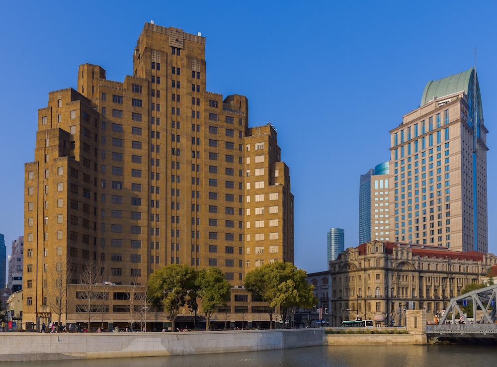 Broadway Mansions Hotel 6/50