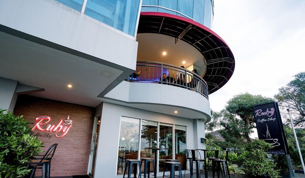 Emersia Hotel Resort 1/50