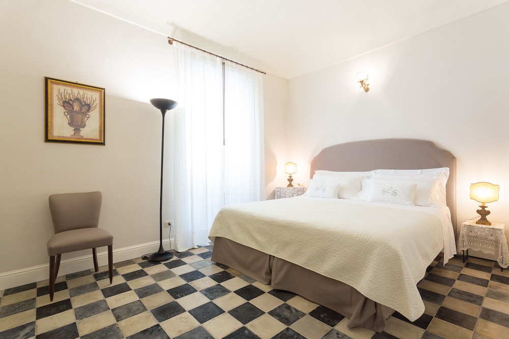 San Carlo Suites 9/50